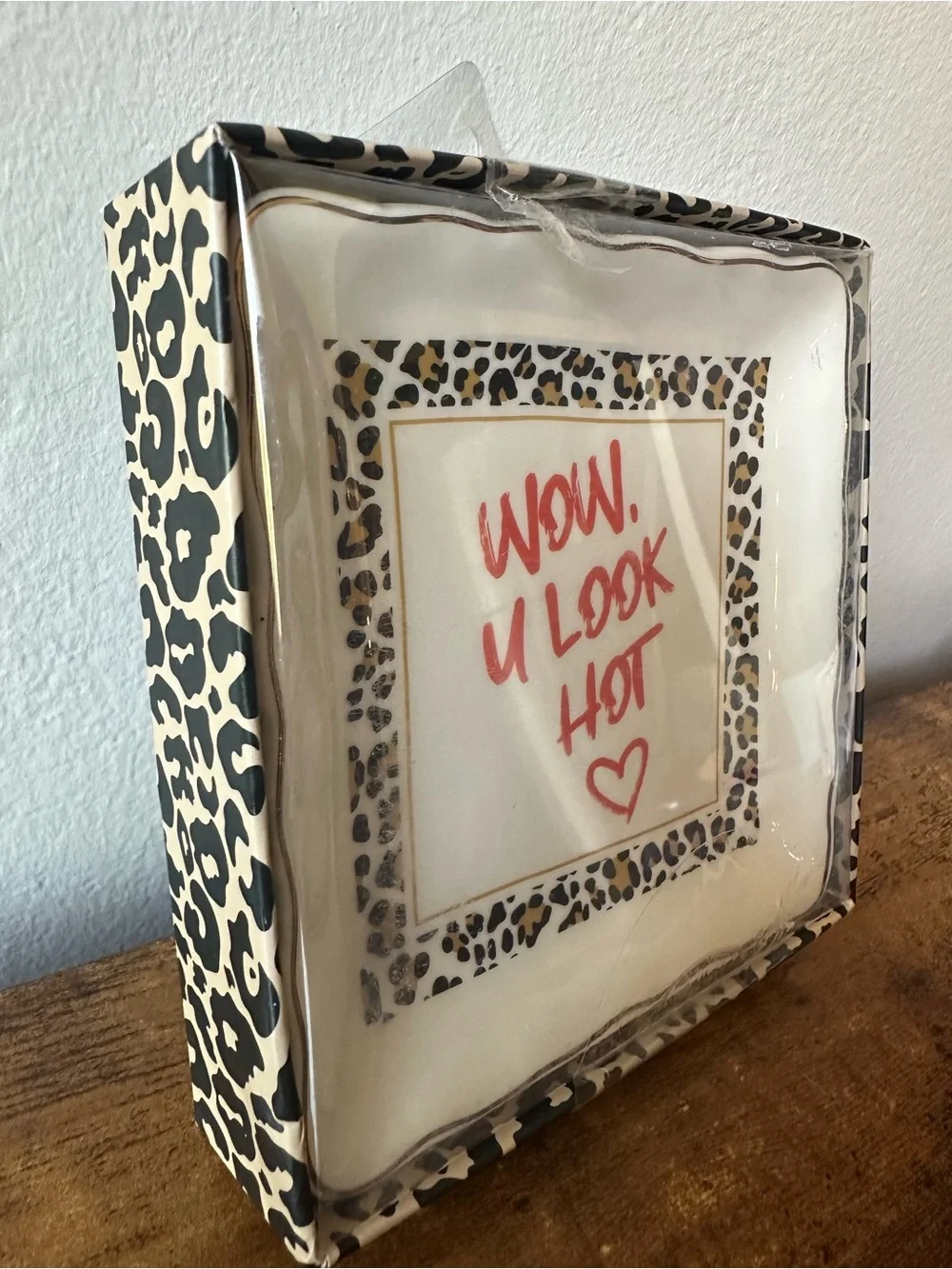 Wow, U Look Hot ❤️ Ceramic Trinket Dish Leopard Frame Red Script Gold Trim NWT
